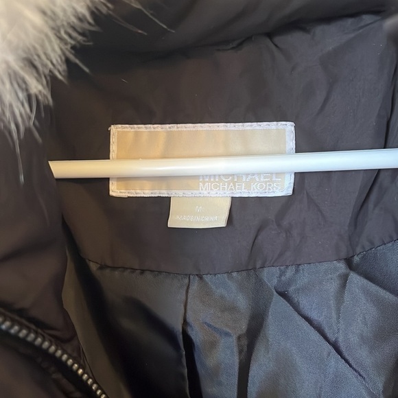 Michael kors puffer jacket - Picture 2 of 4